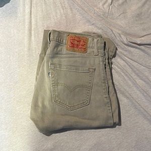 Levi’s 511 tan